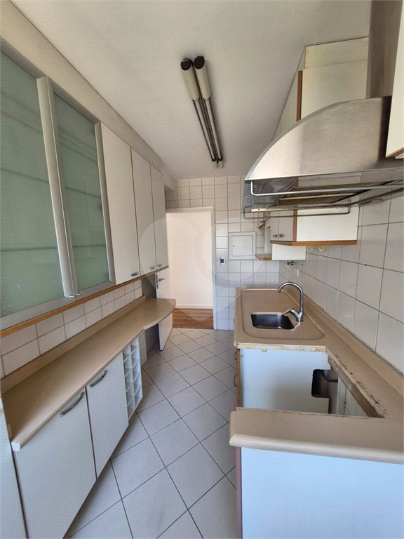 Apartamento para venda em Moema com 2 quartos, sendo 1 suíte, 1 vaga, 62 m²