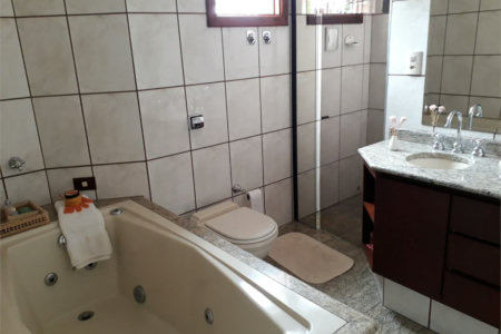 Sobrado à venda com 3 quartos, sendo 1 suíte, em Vila Suzana, São Paulo, SP