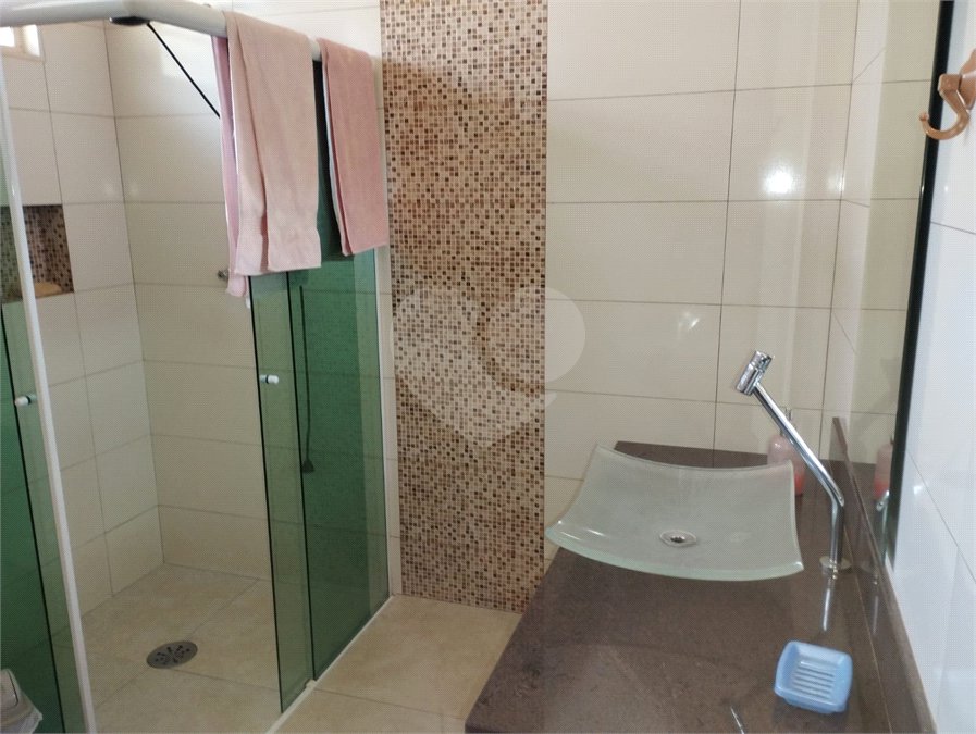 Casa à venda com 6 quartos, sendo 4 suítes, no condomínio Chácara Hipica, Ribeirão Preto - SP