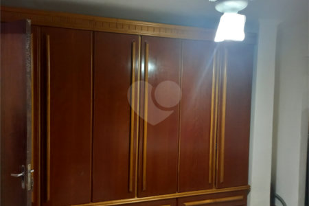 Sobrado à venda com 3 quartos em Santa Teresinha, São Paulo, SP