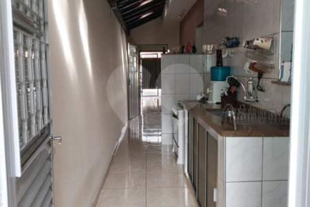 Casa térrea para venda no Planalto Paraíso