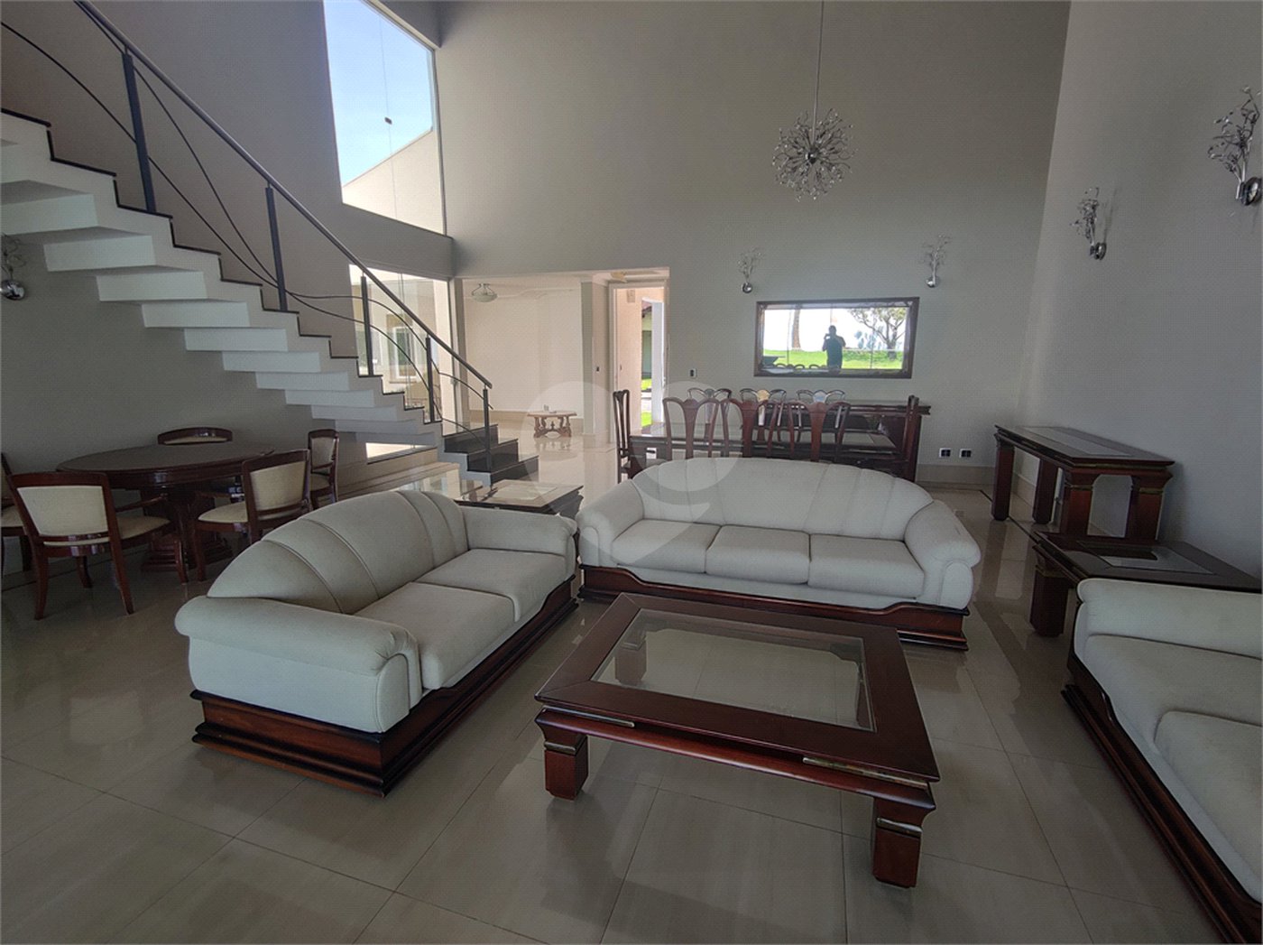 Casa à venda com 3 suítes no condomínio Residencial Suzano, Suzano - SP