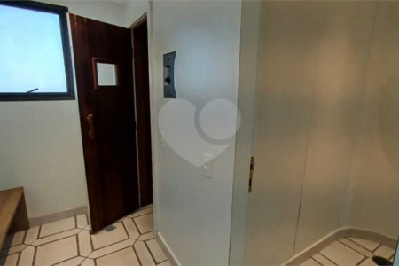 Duplex para alugar com 3 suítes em Real Parque, São Paulo, SP