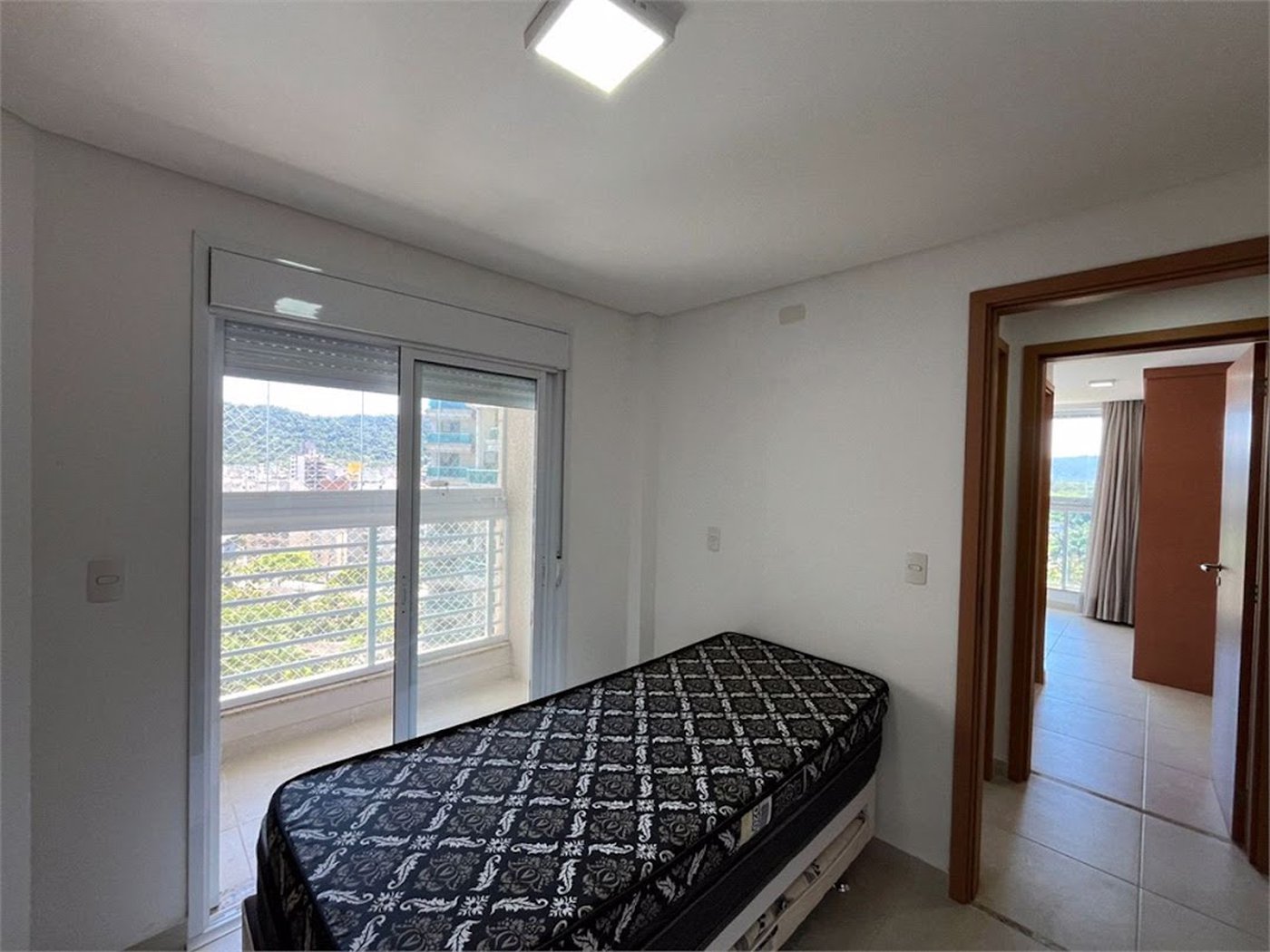 Apartamento Residencial à venda, Jardim Virginia, Guarujá - AP0995.