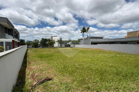Terreno à venda no condomínio Residencial Saint Patrick, Sorocaba - SP