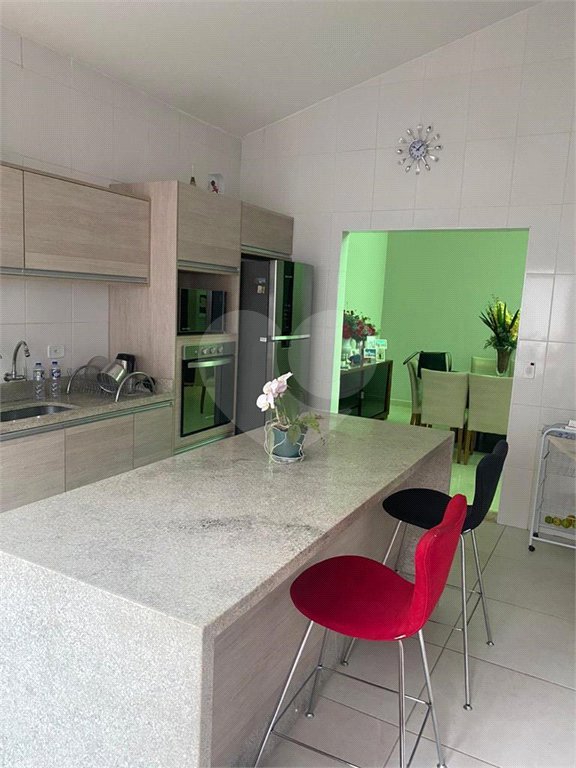 Casa à venda com 3 quartos, sendo 1 suíte,  em Vila Oliveira, Mogi das Cruzes, SP