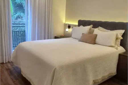 Casa à venda com 3 quartos, sendo 1 suíte,  no condomínio Townhouse Village Morumbi, São Paulo - SP
