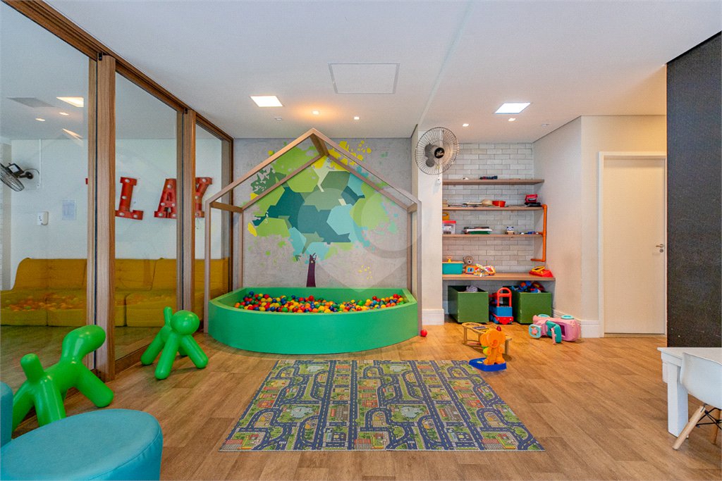 Apartamento à venda com 3 quartos, sendo 1 suíte,  em Chácara Flora, São Paulo, SP