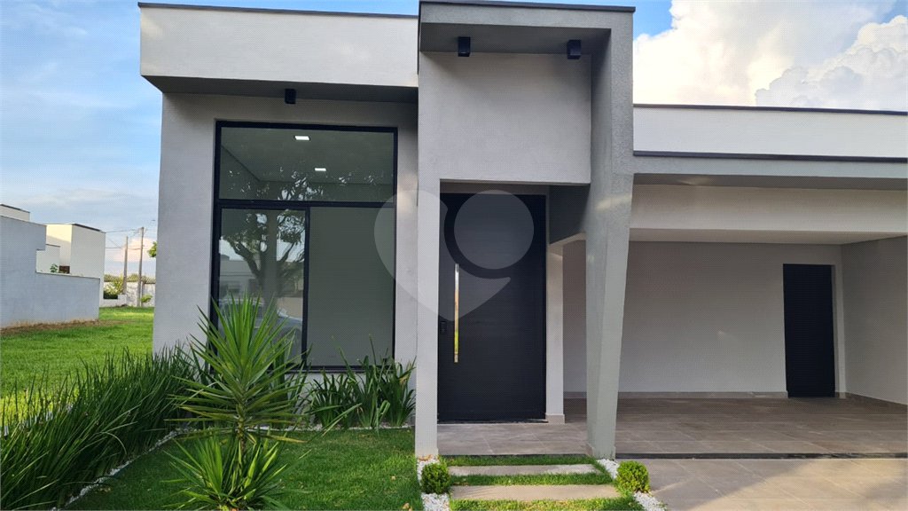 Casa à venda com 3 quartos, sendo 2 suítes, no condomínio Campos do Conde Ii, Paulínia - SP