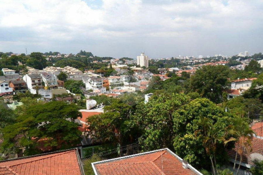 Sobrado à venda com 4 suítes em Tremembé, São Paulo, SP