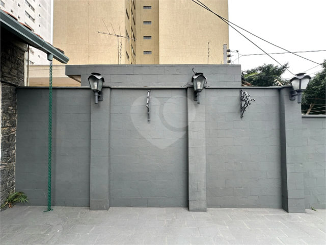 Sobrado à venda com 3 quartos em Santana, São Paulo, SP