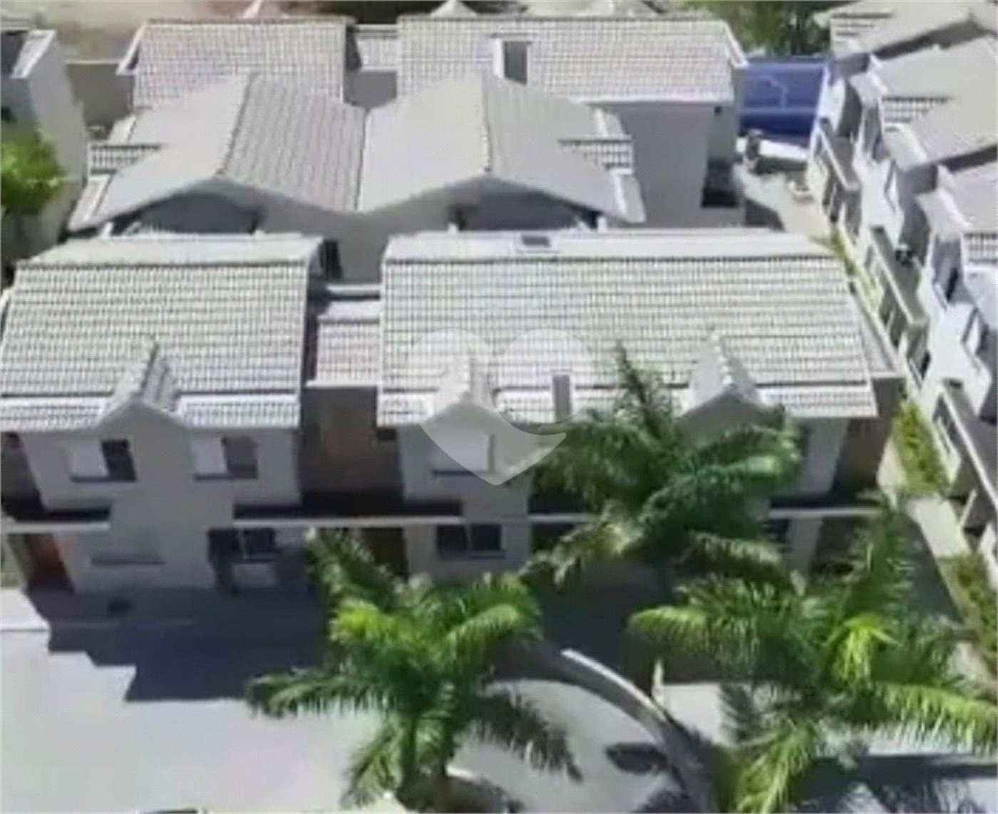 Casa à venda com 2 quartos, sendo 1 suíte,  no condomínio Reserva da Cantareira, São Paulo - SP