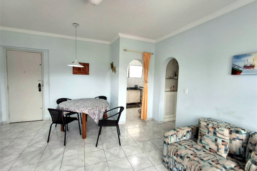 Apartamento à venda com 1 quarto em Vila Alzira, Guarujá, SP