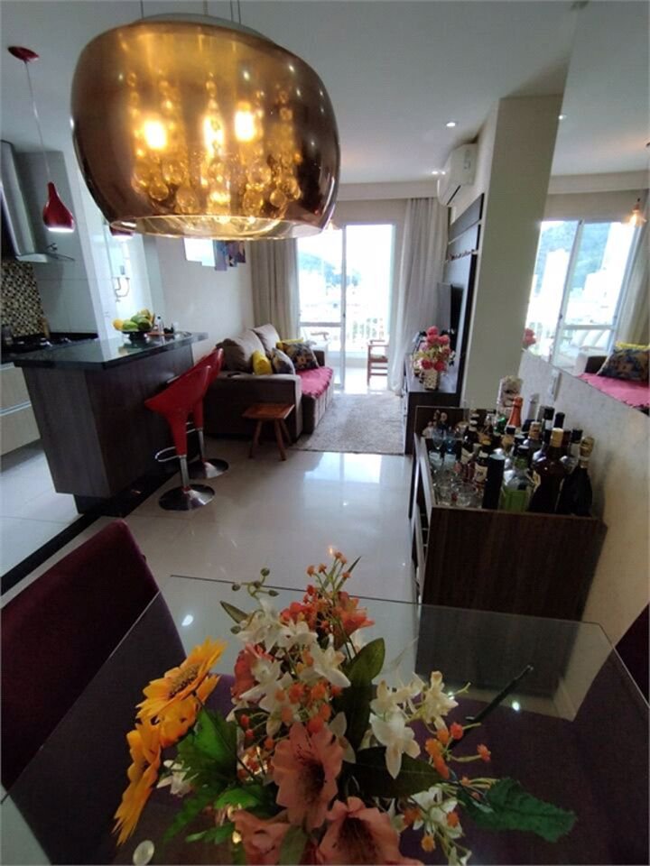 Apartamento com 2 dormitórios à venda, 64 m² por R$ 660.000,00 - Marapé - Santos/SP