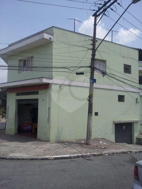 Sobrado à venda com 3 quartos no Brasilândia, São Paulo, SP