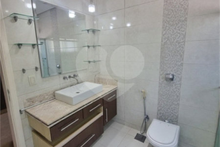 Casa à venda com 3 suítes no condomínio Residencial Terras de Vinhedo, Vinhedo - SP