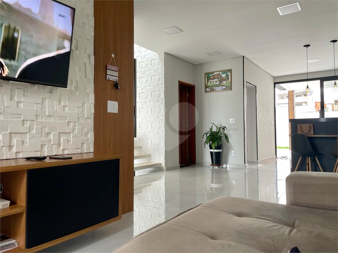 Casa à venda com 3 quartos, sendo 1 suíte,  em Residencial Horto Florestal Villagio, Sorocaba, SP