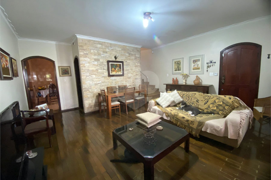 Sobrado à venda com 3 quartos, sendo 1 suíte, em Palmas do Tremembé, São Paulo, SP