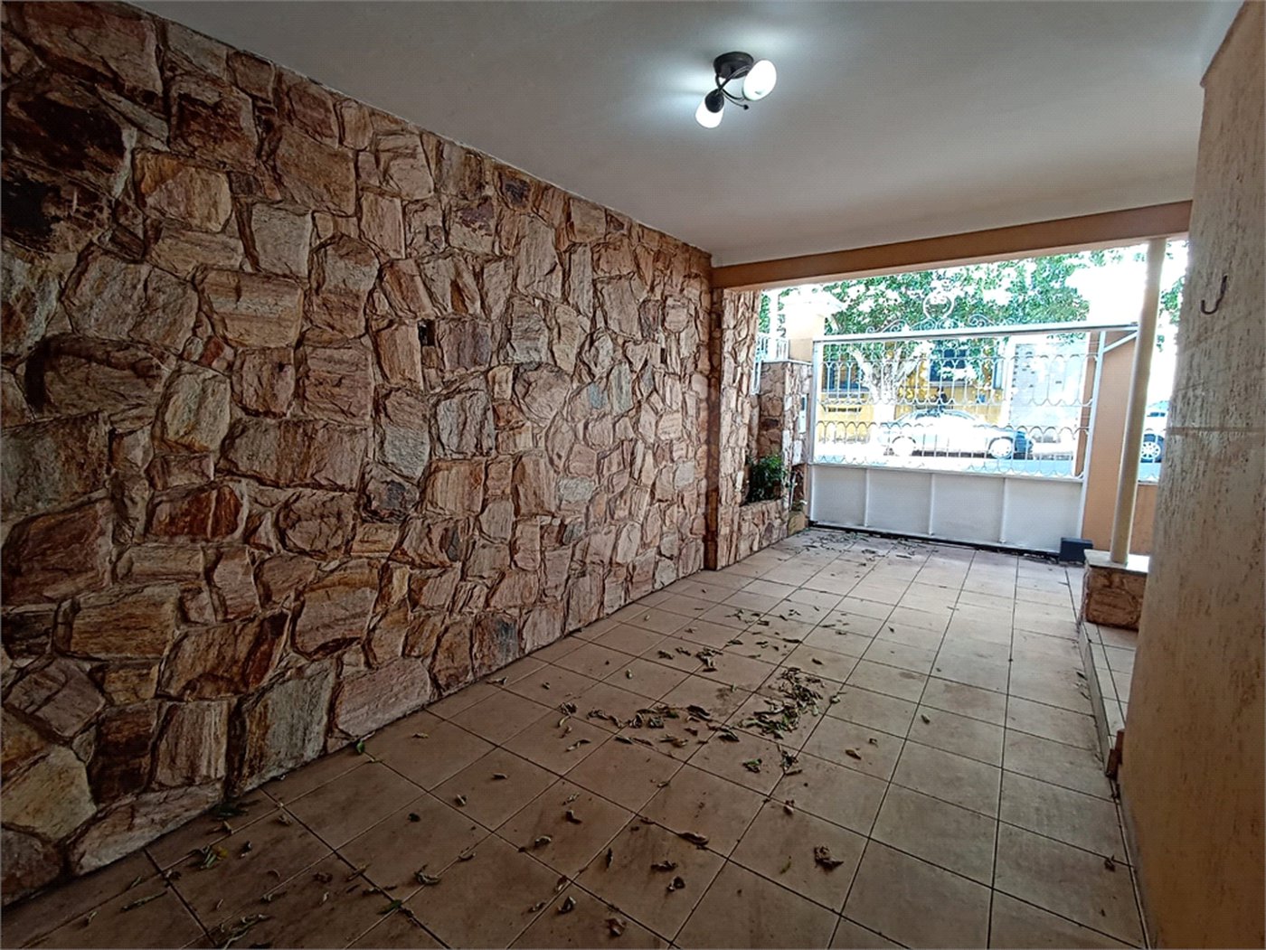 Casa à venda com 3 quartos, sendo 2 suítes,  no Centro, Itapetininga, SP