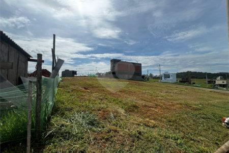 Terreno à venda no condomínio Paradise Garden, Mogi das Cruzes - SP