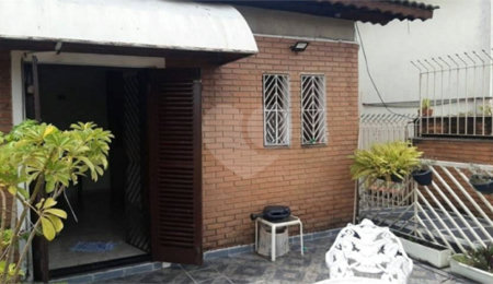 Sobrado à venda com 4 quartos, sendo 2 suítes, em Tremembé, São Paulo, SP