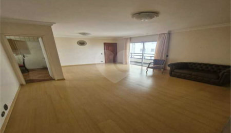 Apartamento à venda com 4 quartos, sendo 1 suíte,  em Vila Monte Alegre, São Paulo, SP