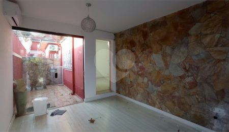 Casa à venda ou para alugar com 6 quartos em Bela Aliança, São Paulo, SP