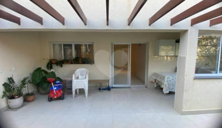 Sobrado à venda com 4 quartos, sendo 2 suítes,  em Jardim Esplanada II, Indaiatuba, SP