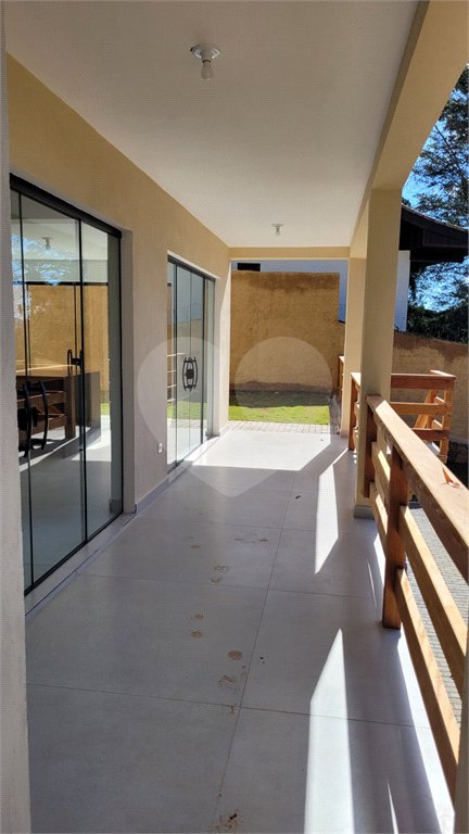 Casa à venda com 4 suítes no condomínio Sausalito, Mairiporã - SP