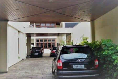 Sobrado à venda com 6 suítes em Jardim Paulista, São Paulo, SP