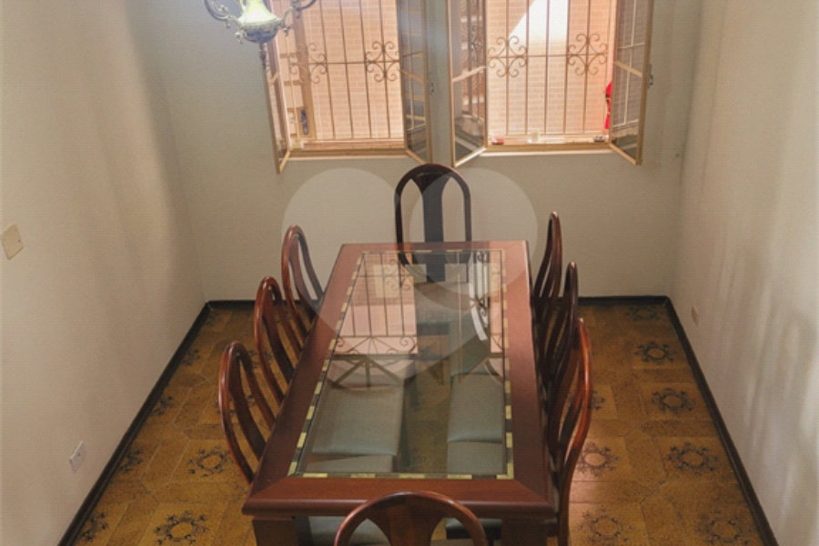 Sobrado à venda ou para alugar com 4 quartos, sendo 1 suíte, em Vila Gustavo, São Paulo, SP