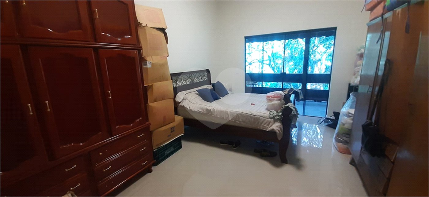 Casa à venda ou para alugar com 5 quartos, sendo 4 suítes, no condomínio Sausalito, Mairiporã - SP
