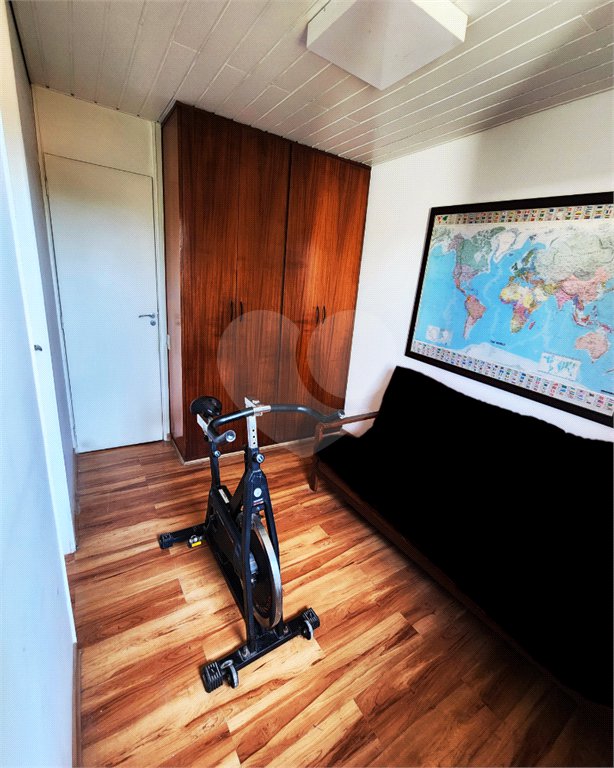Casa à venda com 4 quartos, sendo 2 suítes,  no condomínio Vila Nova de Gaia, São Paulo - SP