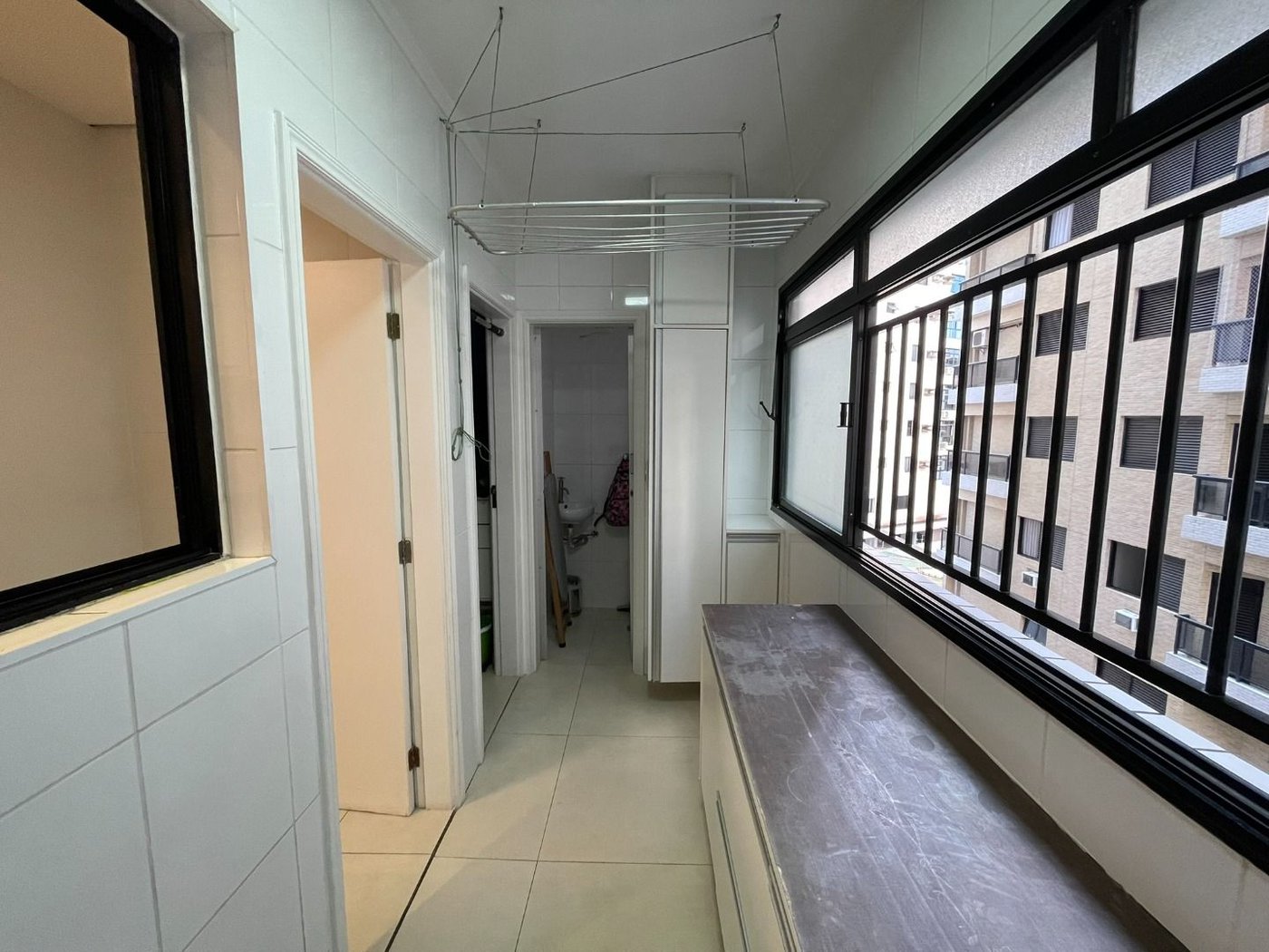 Apartamento 3 dormitórios (1 suíte), vaga para 2 carros, no Boqueirão, Santos