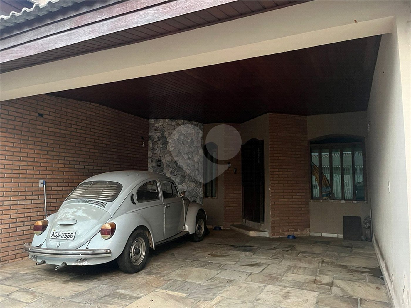 Casa à venda com 3 quartos, sendo 1 suíte,  em Jardim Astro, Sorocaba, SP