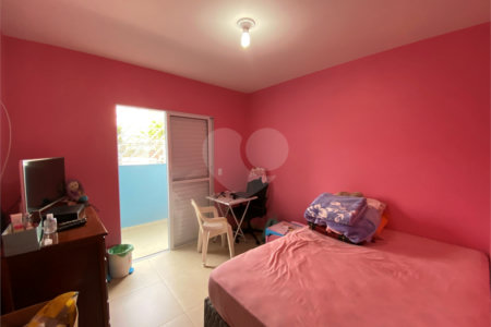 Sobrado à venda com 3 quartos em Parada Inglesa, São Paulo, SP