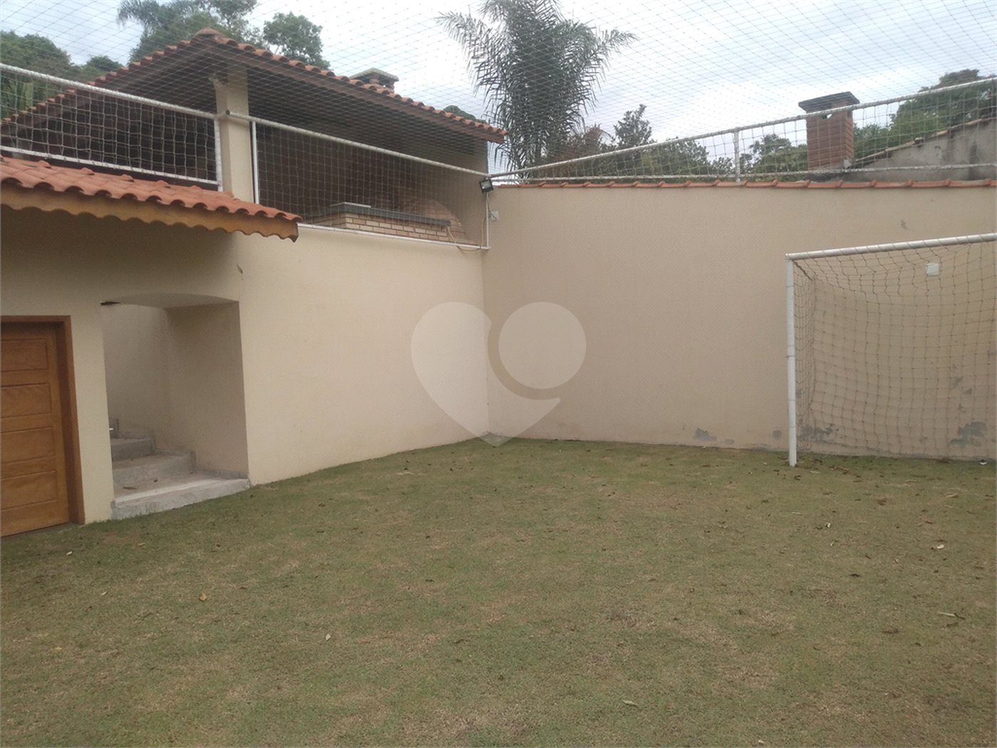 Chácara à venda com 4 suítes em Pirucaia, Mairiporã, SP