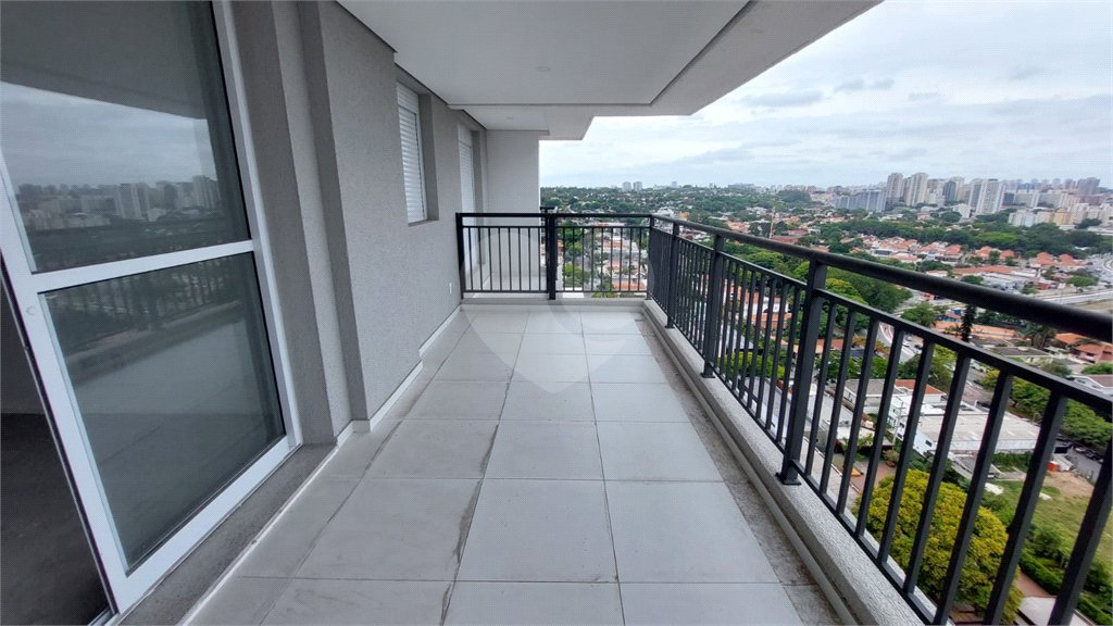 Apartamento à venda com 3 quartos, sendo 1 suíte,  em Butantã, São Paulo, SP