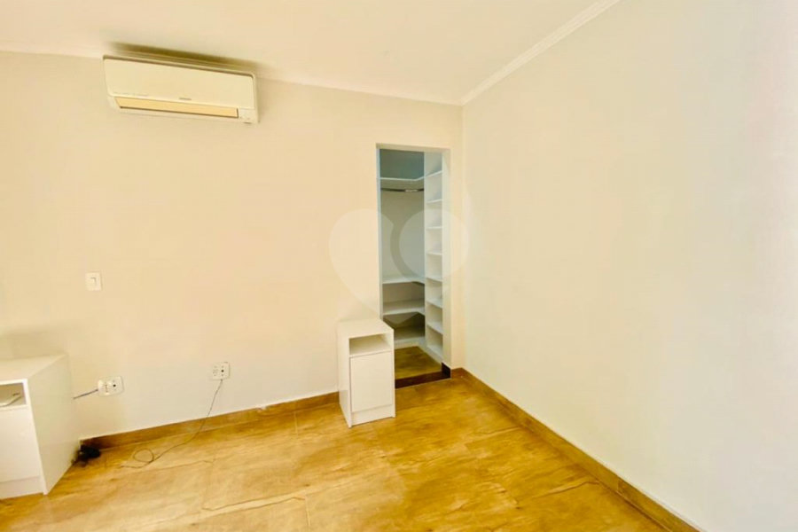 Sobrado à venda com 3 quartos, sendo 1 suíte, em Tremembé, São Paulo, SP