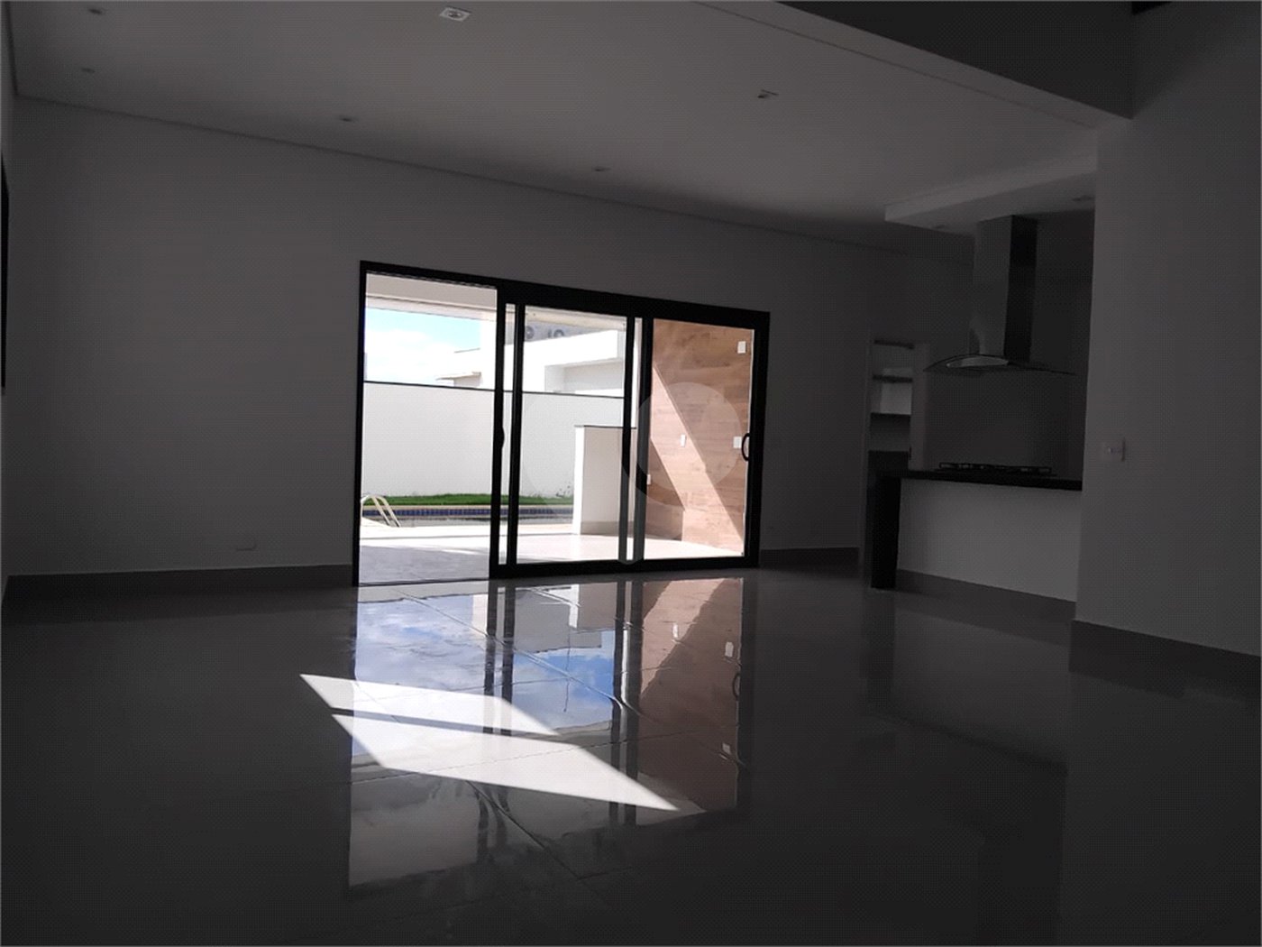 Casa à venda com 3 suítes no condomínio Condomino Parque dos Alecrins, Campinas - SP