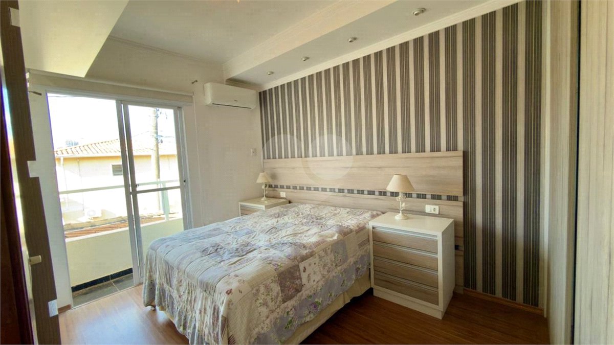 Casa à venda com 3 quartos, sendo 1 suíte, no condomínio Residencial Village Salermo, Sorocaba - SP