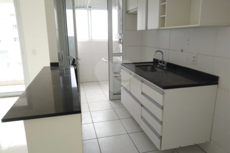 Apartamento para alugar com 2 quartos em Vila Anastácio, São Paulo, SP