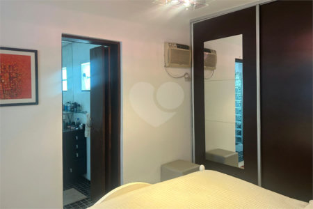 Casa à venda com 3 quartos, sendo 1 suíte, em Vila Cordeiro, São Paulo, SP