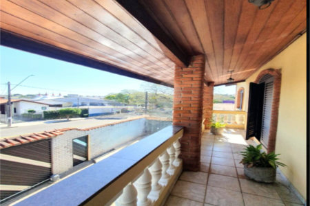 Casa à venda com 3 quartos, sendo 1 suíte,  em Jardim Santa Rosália, Sorocaba, SP