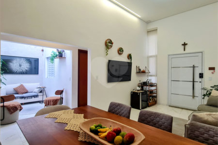 Casa à venda com 3 quartos, sendo 1 suíte, no condomínio Horto Florestal Iii, Sorocaba - SP