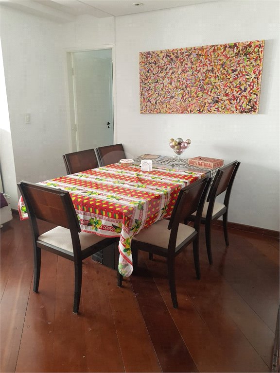 Apartamento à venda com 2 quartos em Real Parque, São Paulo, SP