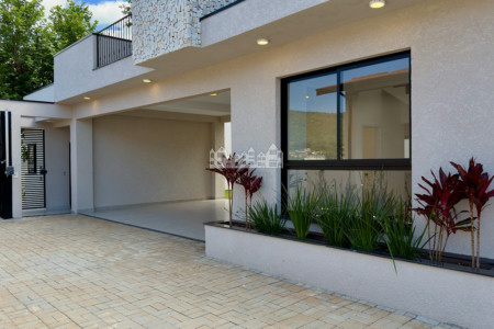Casa à venda com 3 suítes no condomínio Celina Residencial, Atibaia - SP
