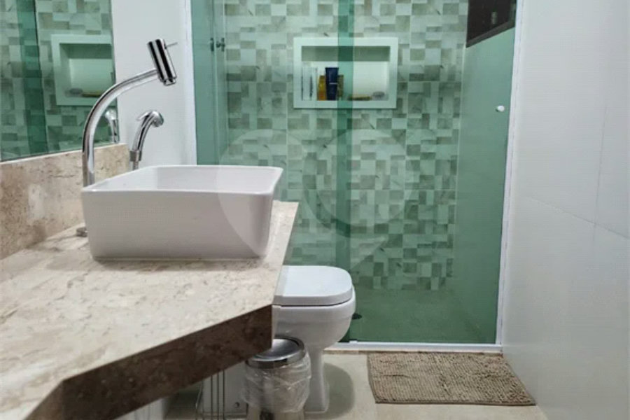 Sobrado à venda com 3 quartos, sendo 1 suíte,  em Tremembé, São Paulo, SP