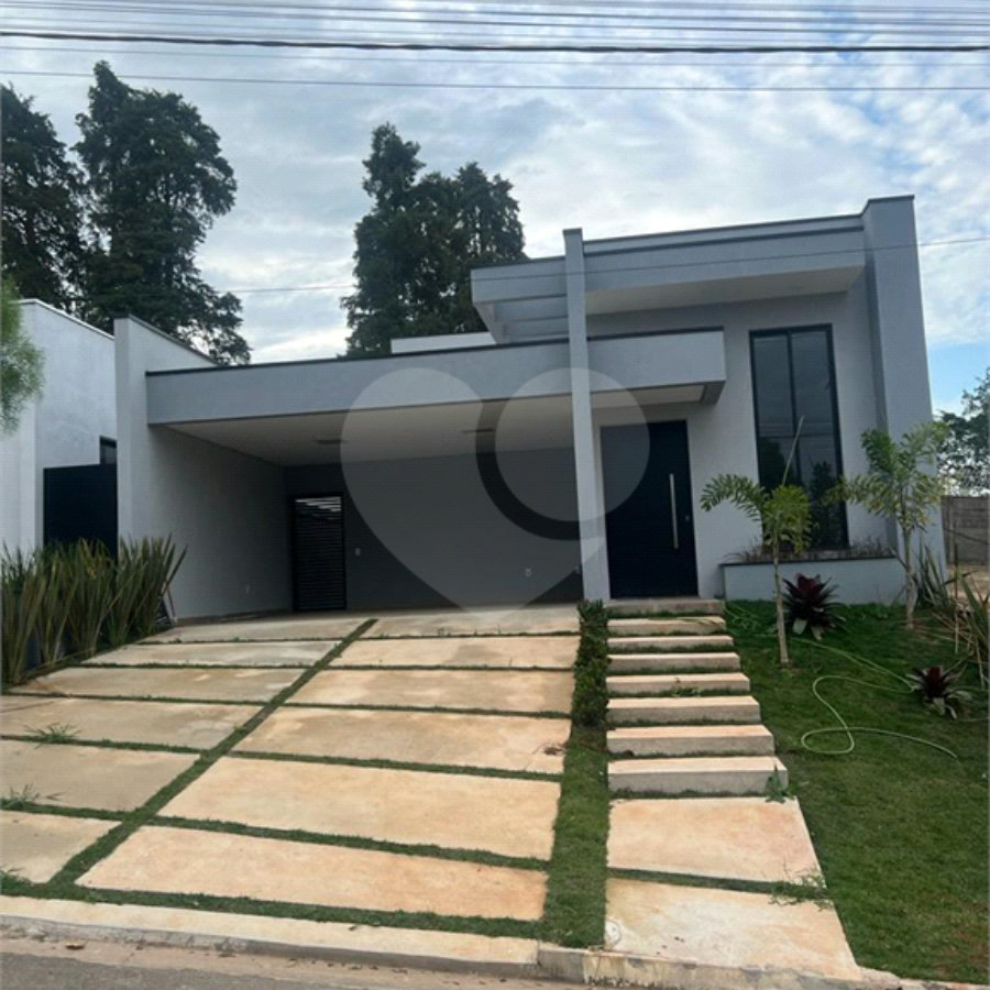 Casa Térrea à venda com 3 quartos, sendo 1 suíte, em Residencial Vila Victoria, Itupeva, SP