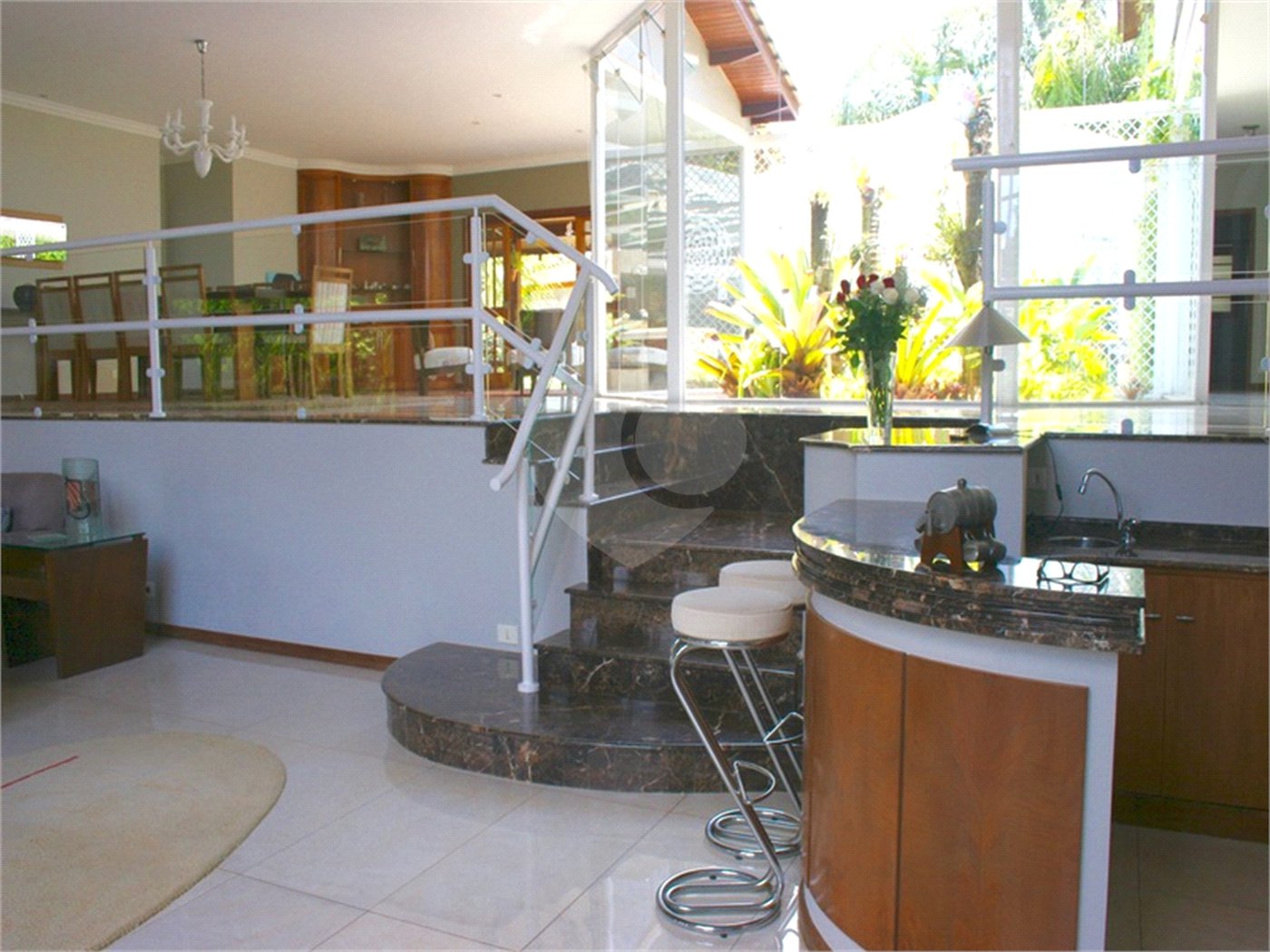 Casa à venda com 5 suítes no condomínio Suíça da Cantareira, Mairiporã - SP